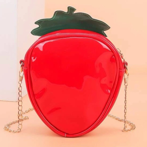 NWT Mini Strawberry Chain Crossbody Faux Leather Bag - Picture 3 of 7